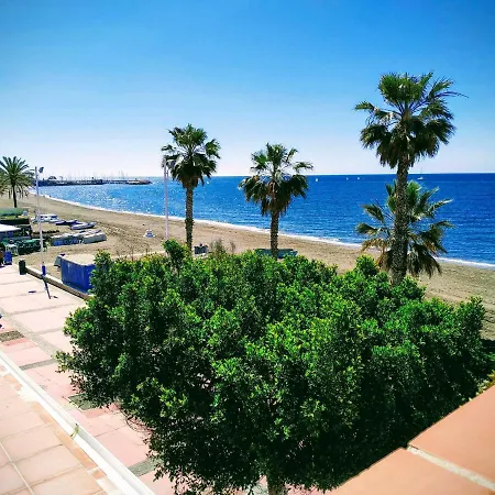 1st Line Beach El Palo - La Kasita